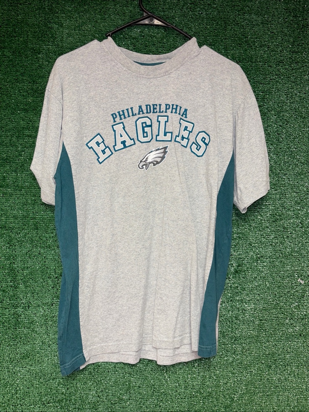 Philadelphia Eagles Vintage Y2K Gray NFL Shirt M NFL